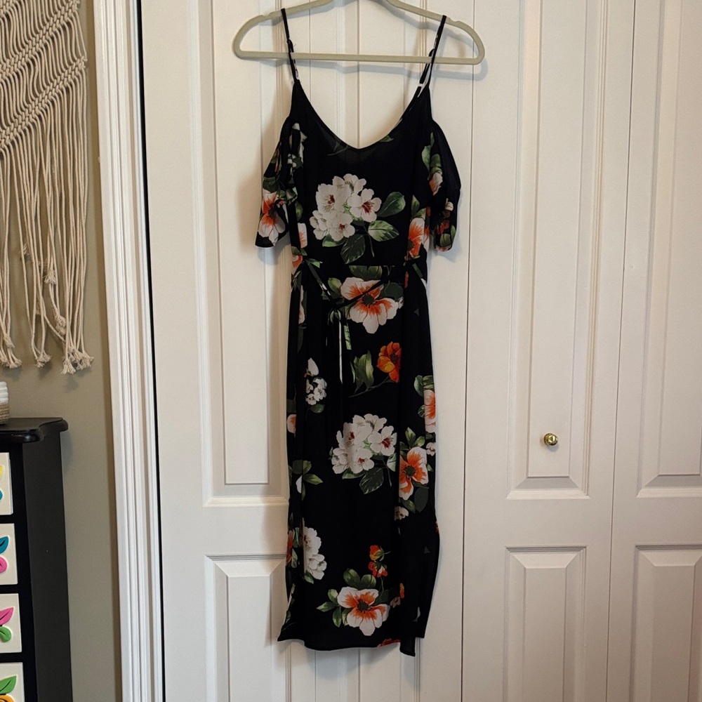 Bisou Bisou Black Floral Midi Dress
